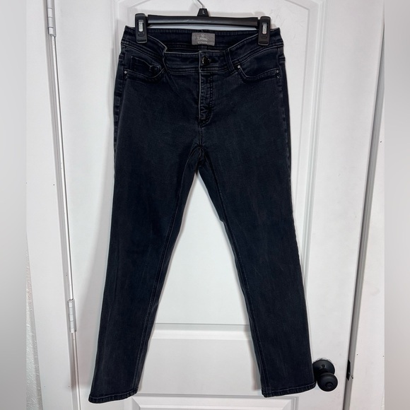 Chico’s So Slimming Straight Leg Jeans - Picture 3 of 6